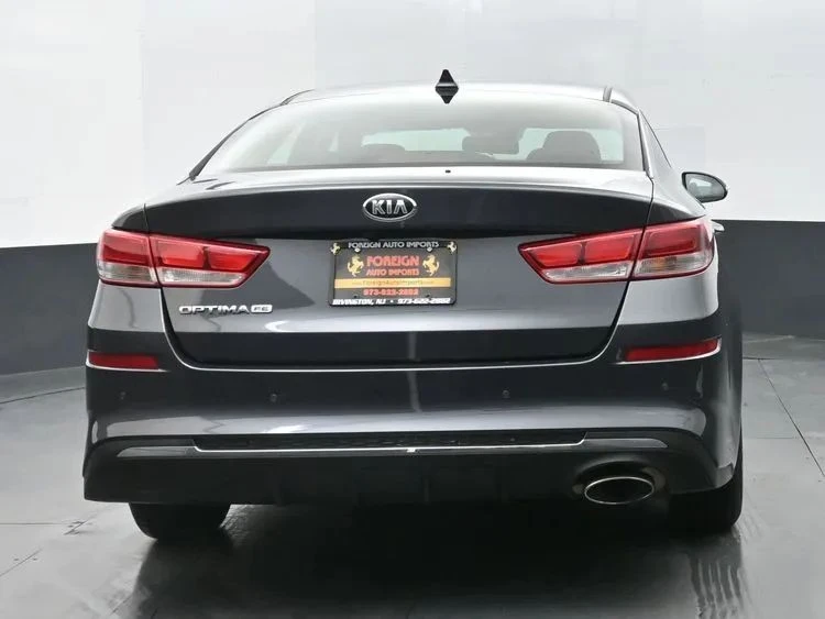 2019 Kia Optima/K5 - Image 8 of 12