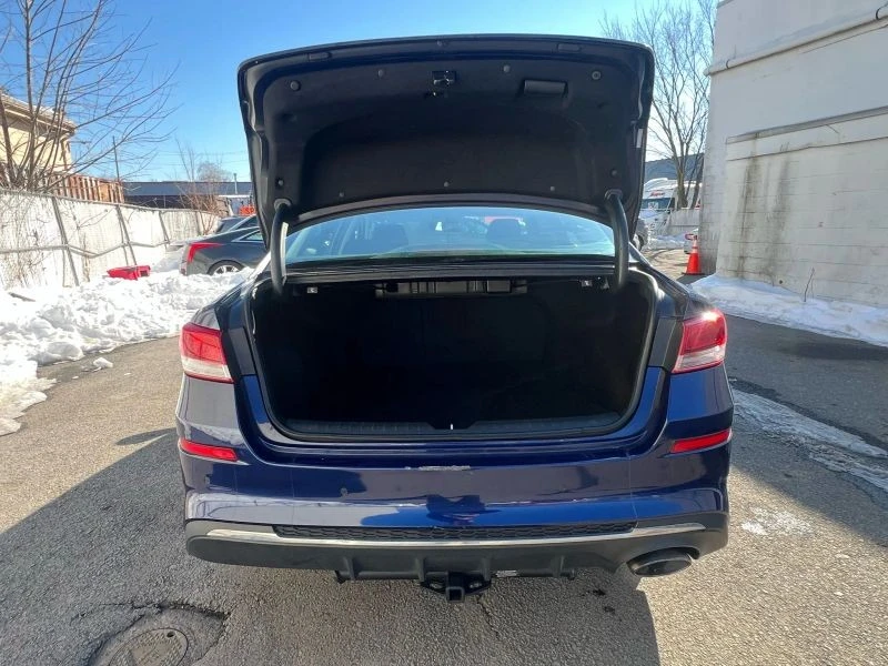 2019 Kia Optima/K5 - Image 9 of 12