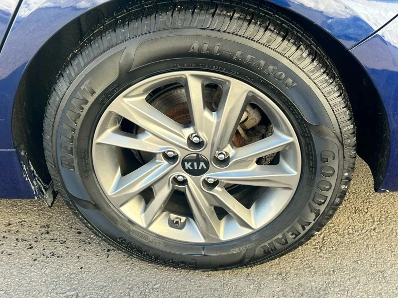 2019 Kia Optima/K5 - Image 10 of 12