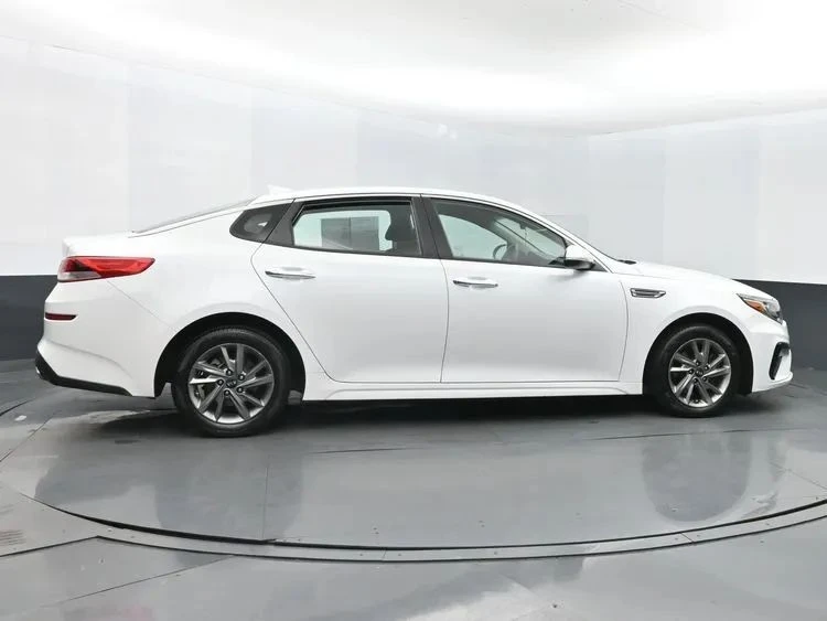 2019 Kia Optima/K5 - Image 4 of 12