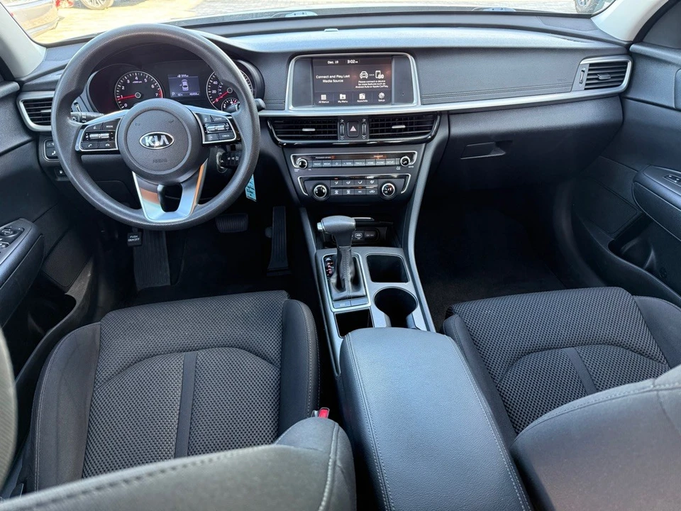 2019 Kia Optima/K5 - Image 10 of 21