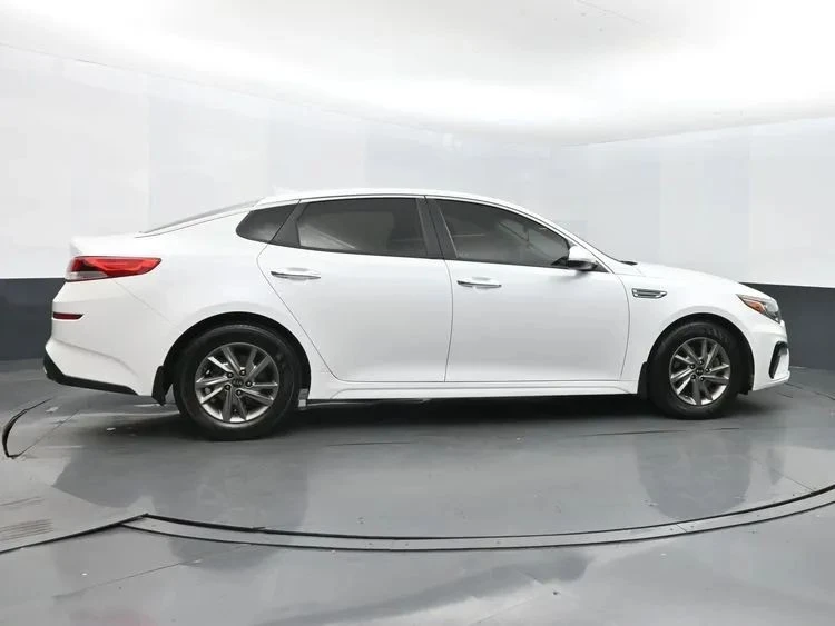 2019 Kia Optima/K5 - Image 4 of 12
