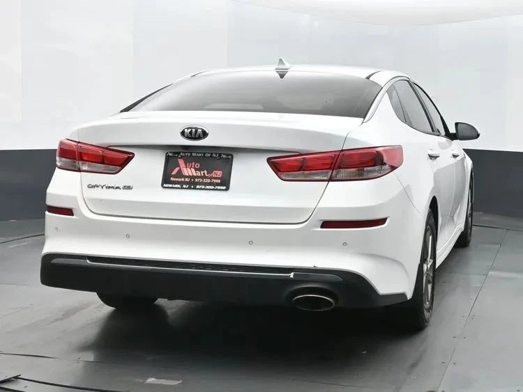 2019 Kia Optima/K5 - Image 8 of 12