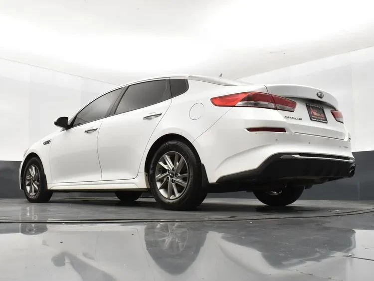 2019 Kia Optima/K5 - Image 12 of 12