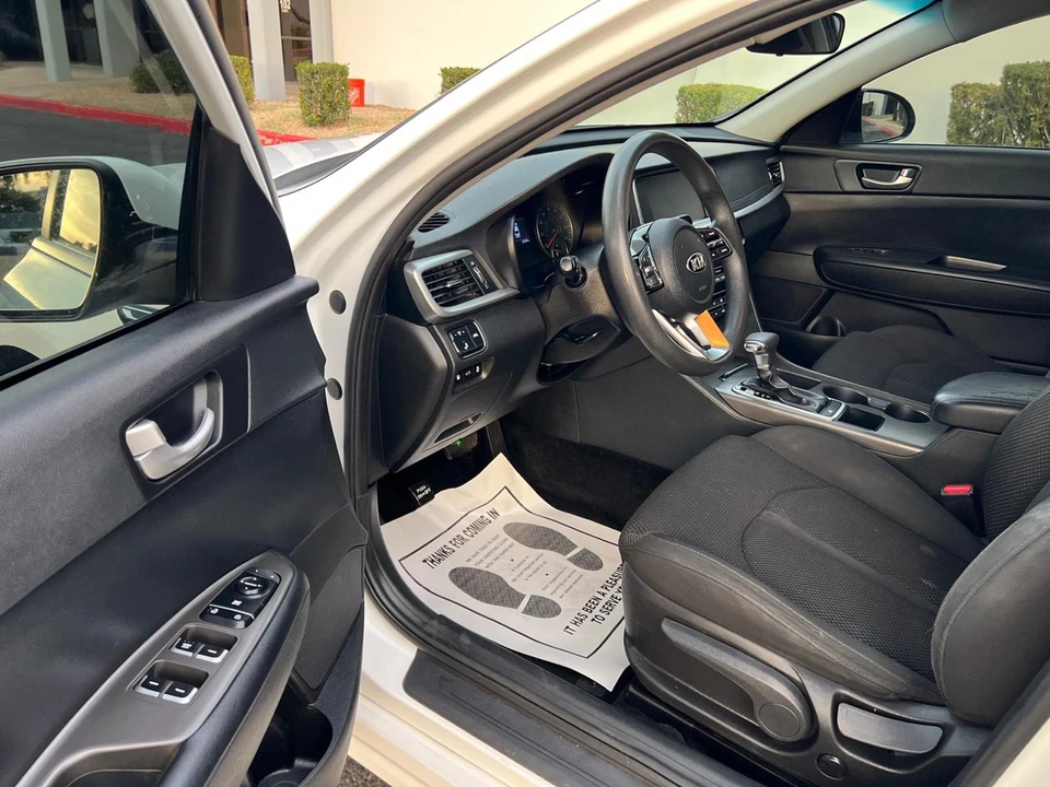 2019 Kia Optima/K5 - Image 9 of 21