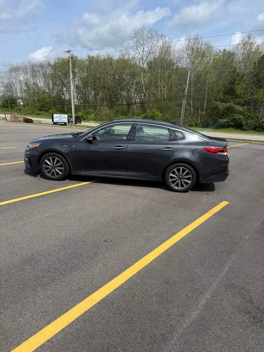 2019 Kia Optima/K5 - Image 2 of 15