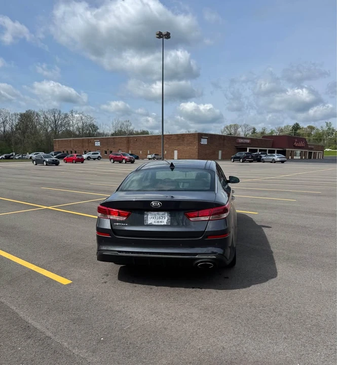 2019 Kia Optima/K5 - Image 4 of 15