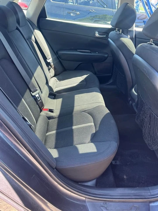 2019 Kia Optima/K5 - Image 8 of 15