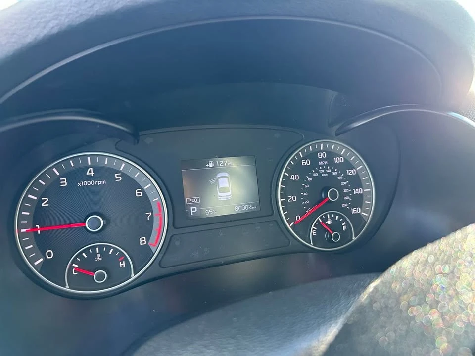 2019 Kia Optima/K5 - Image 8 of 14