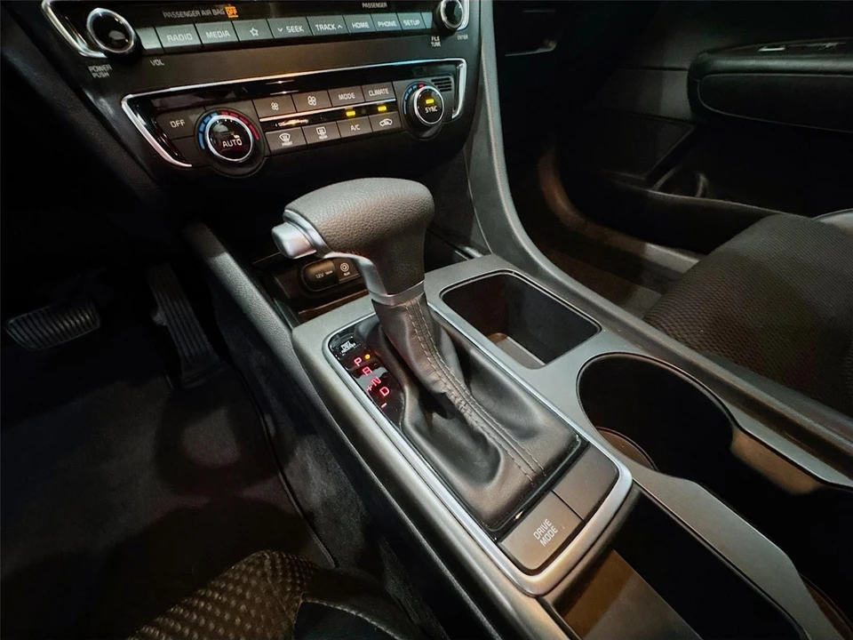 2019 Kia Optima/K5 - Image 13 of 21