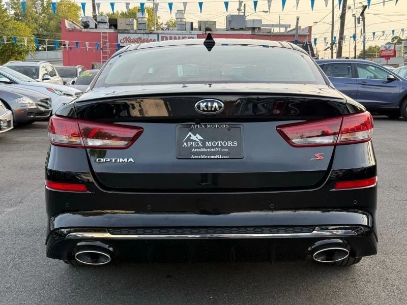2019 Kia Optima/K5 - Image 9 of 12