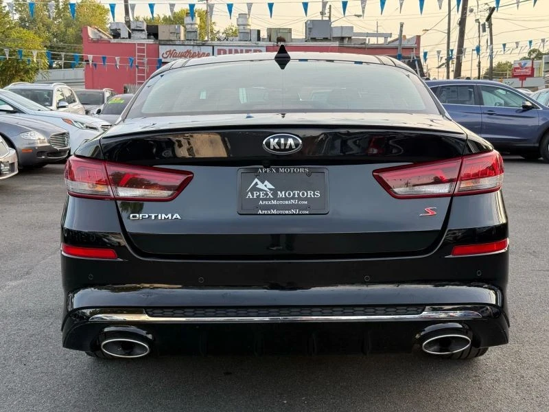 2019 Kia Optima/K5 - Image 9 of 12