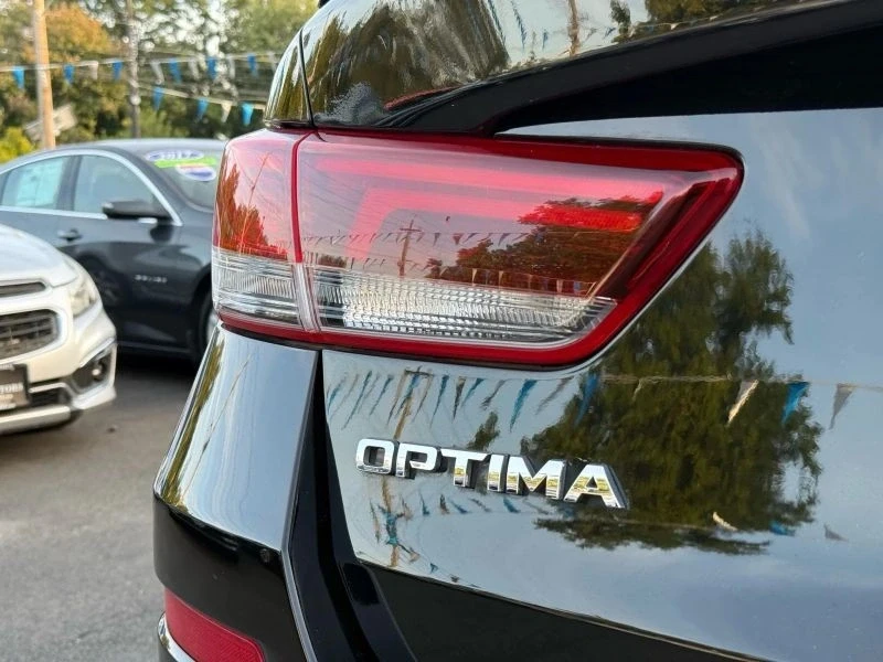 2019 Kia Optima/K5 - Image 7 of 12