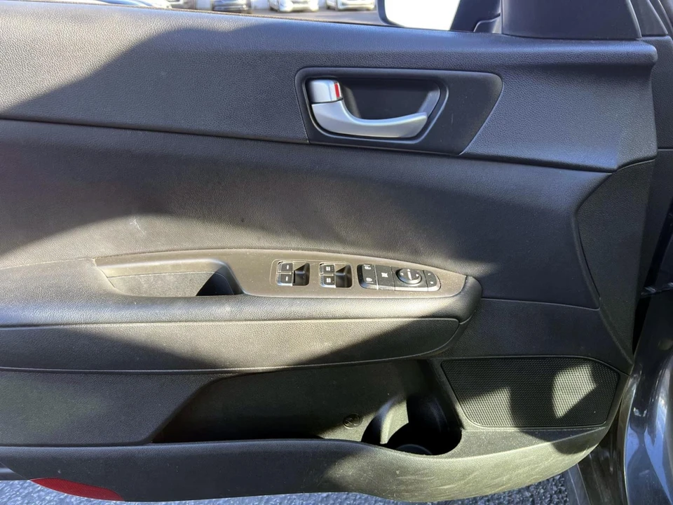 2019 Kia Optima/K5 - Image 15 of 21