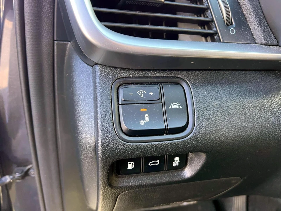 2019 Kia Optima/K5 - Image 16 of 21
