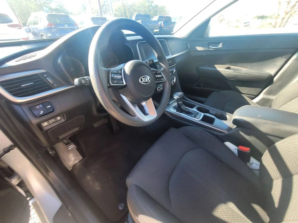 2019 Kia Optima/K5 - Image 9 of 12