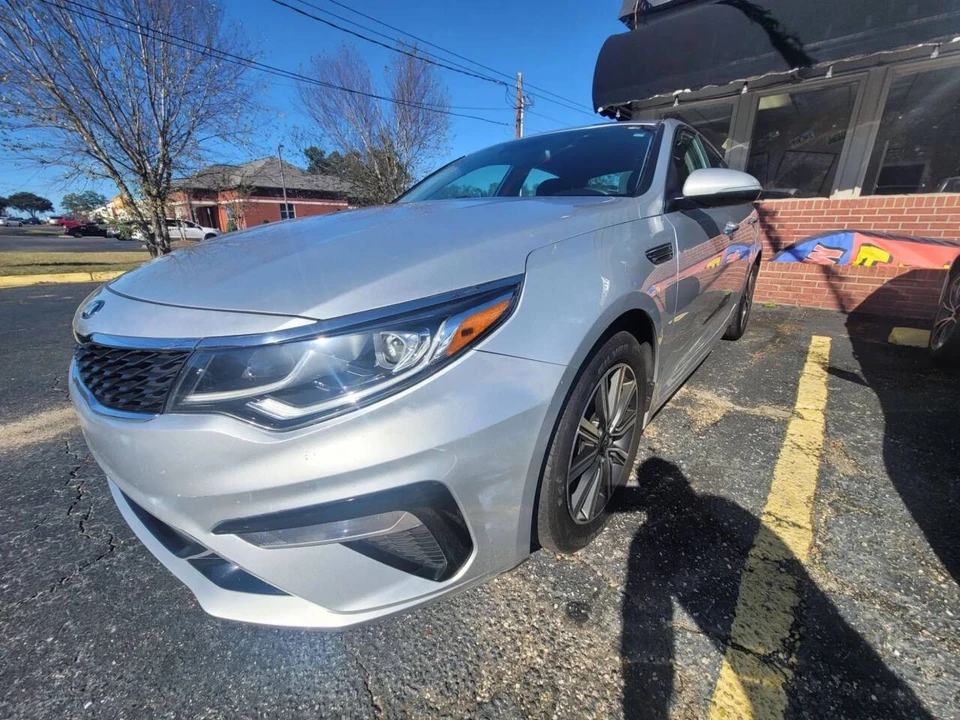 2019 Kia Optima/K5 - Image 2 of 12