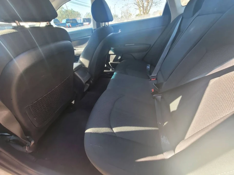 2019 Kia Optima/K5 - Image 7 of 12