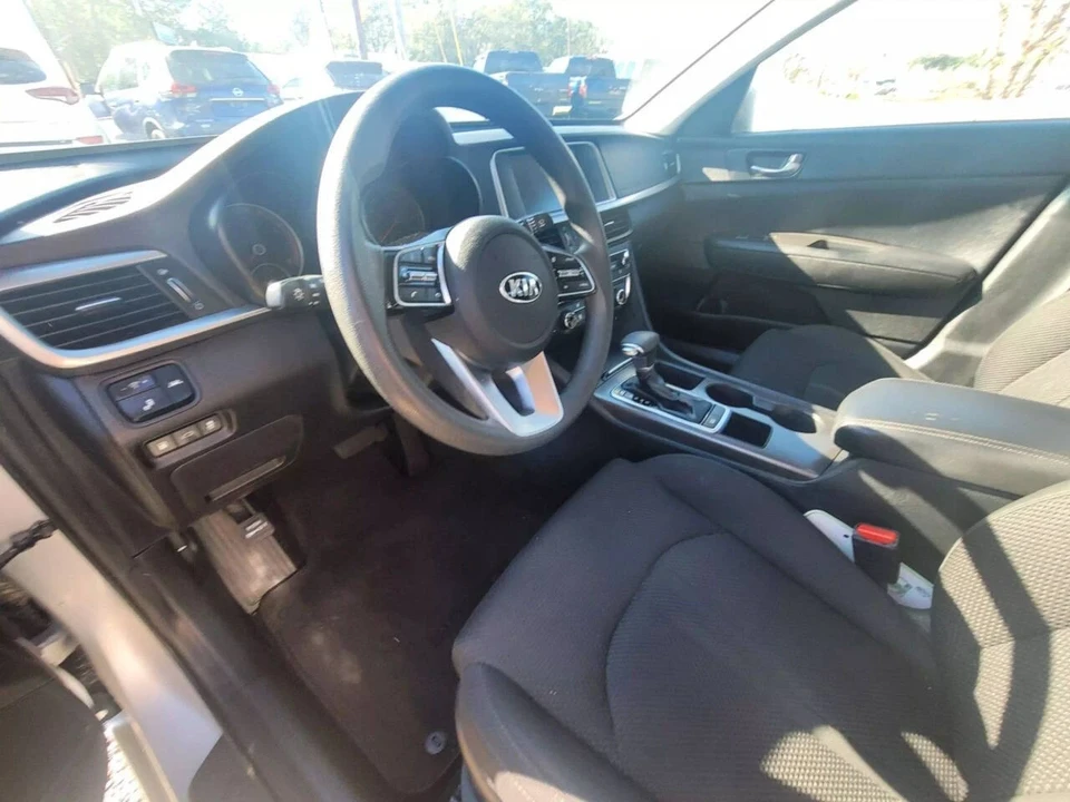 2019 Kia Optima/K5 - Image 9 of 12