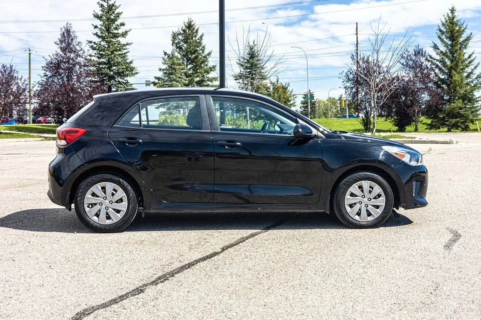 2019 Kia Rio - Image 2 of 13