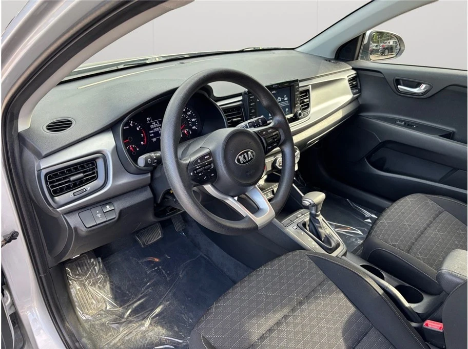 2019 Kia Rio - Image 6 of 12