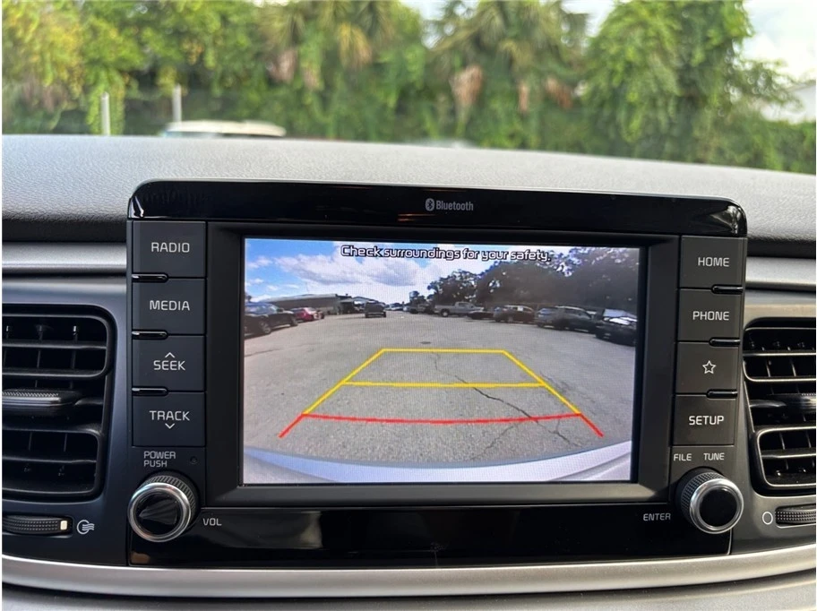 2019 Kia Rio - Image 21 of 21