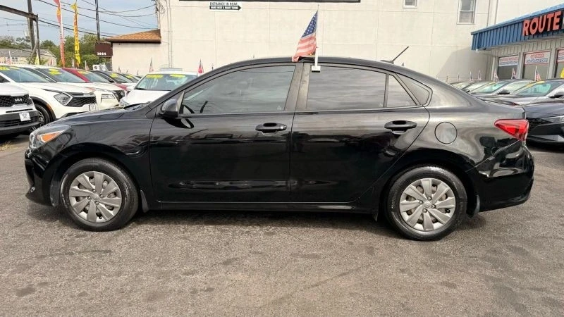 2019 Kia Rio - Image 10 of 12