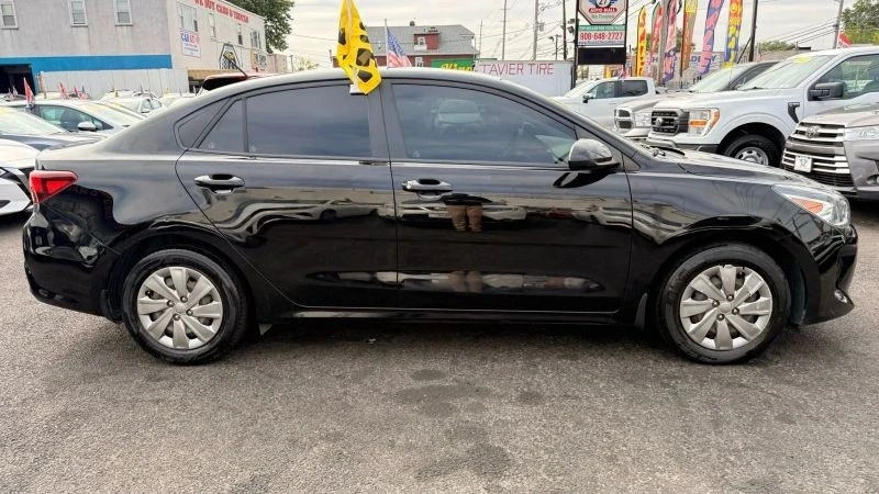 2019 Kia Rio - Image 11 of 12