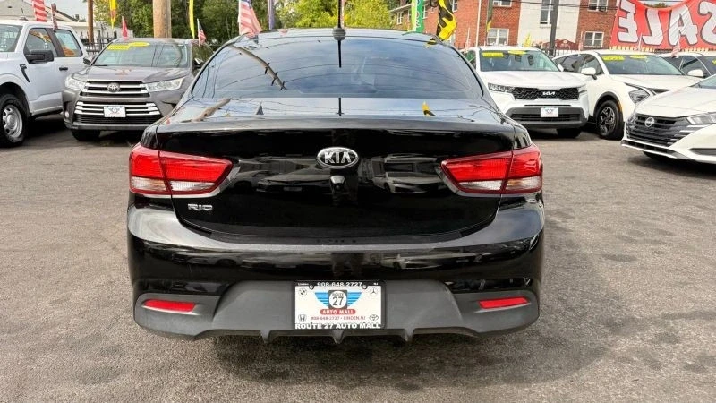2019 Kia Rio - Image 6 of 12