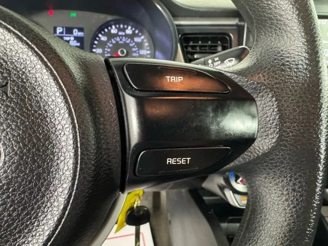 2019 Kia Rio - Image 16 of 21