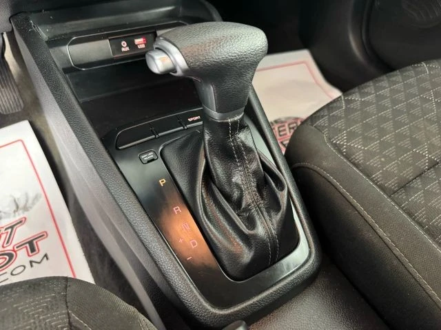 2019 Kia Rio - Image 20 of 21