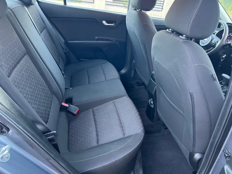 2019 Kia Rio - Image 12 of 18