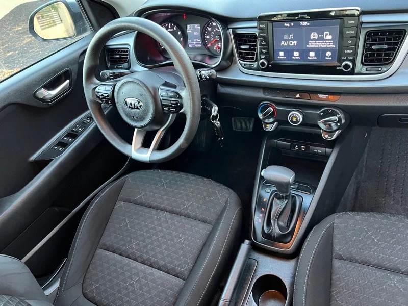 2019 Kia Rio - Image 10 of 18