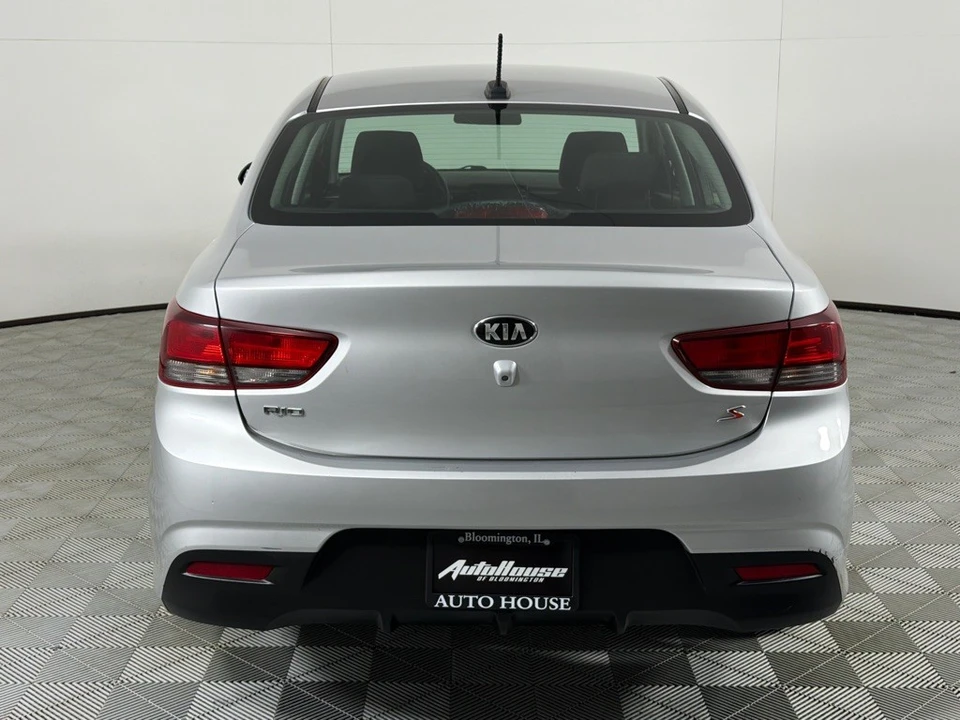 2019 Kia Rio - Image 4 of 12