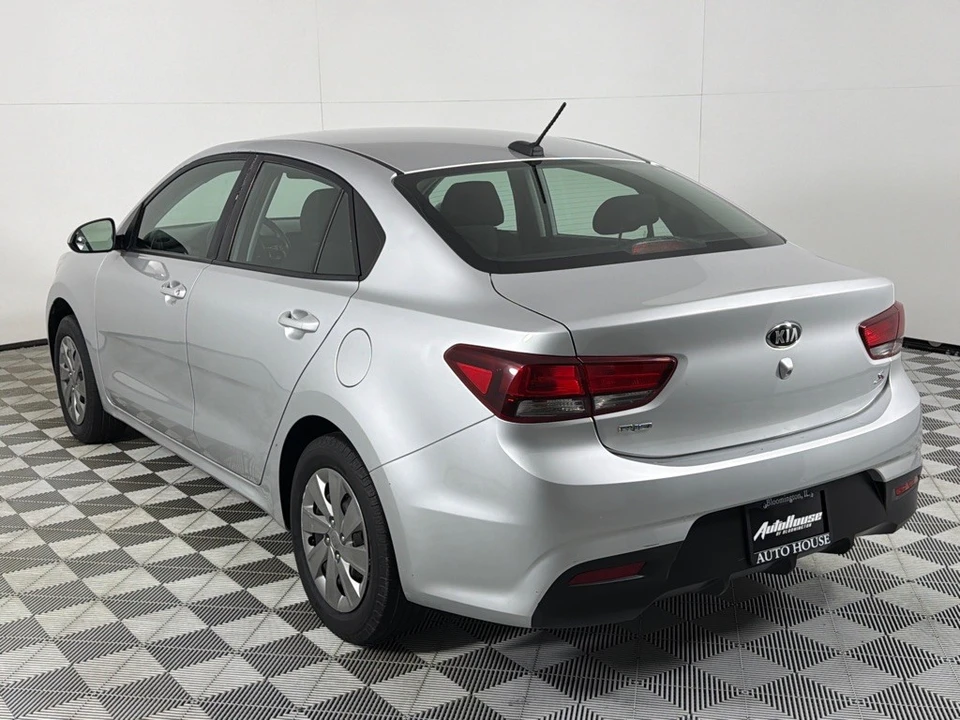2019 Kia Rio - Image 5 of 12