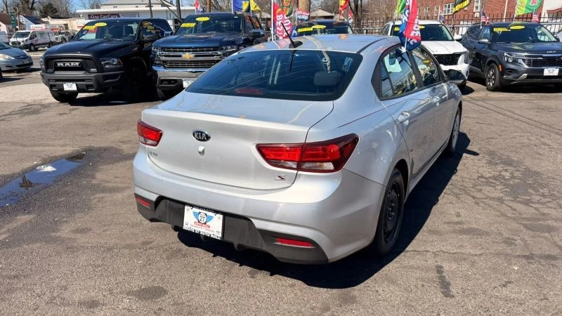 2019 Kia Rio - Image 7 of 12