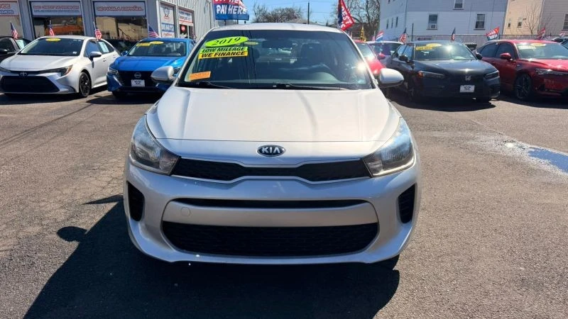 2019 Kia Rio - Image 3 of 12