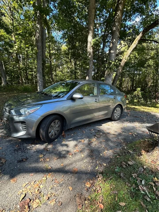 2019 Kia Rio - Image 2 of 17