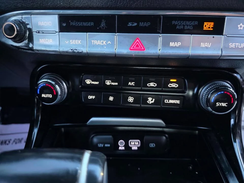 2019 Kia Stinger - Image 17 of 20