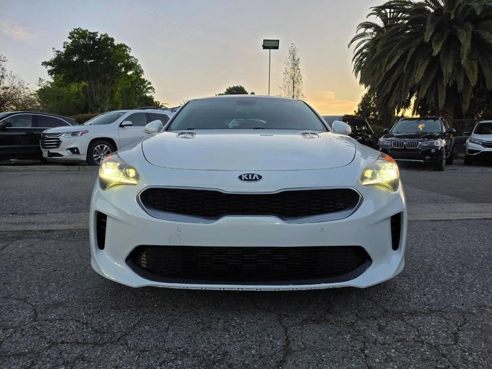 2019 Kia Stinger - Image 2 of 20