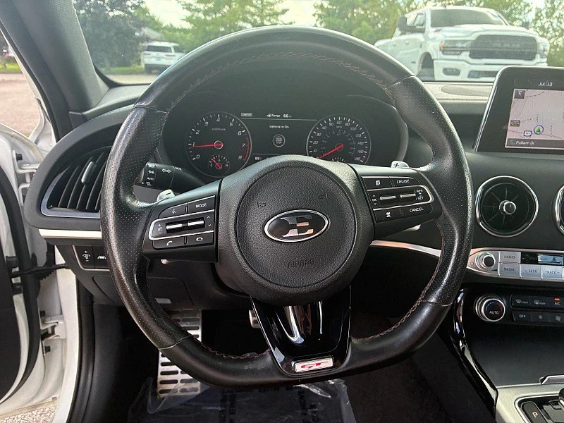 2019 Kia Stinger - Image 7 of 13
