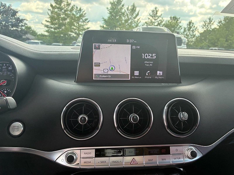 2019 Kia Stinger - Image 9 of 13