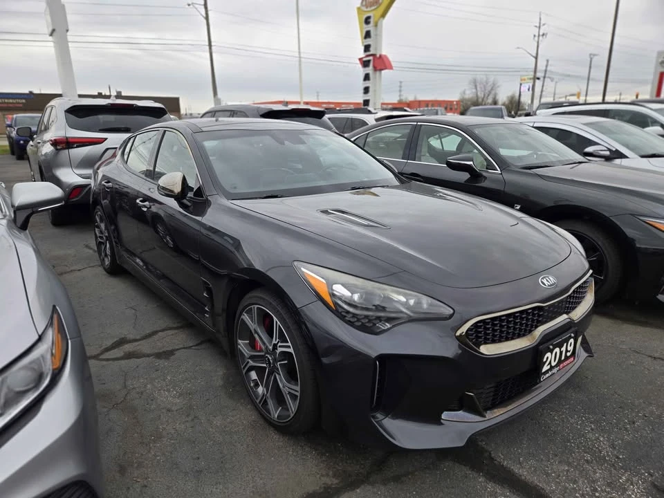 2019 Kia Stinger - Image 2 of 8