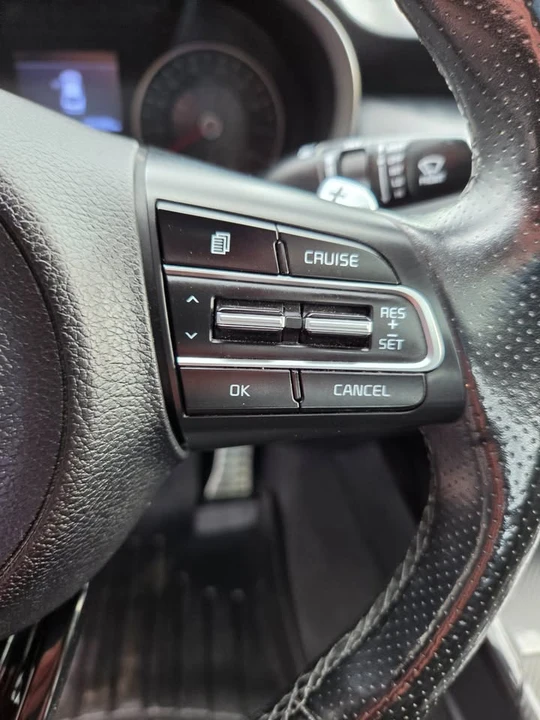 2019 Kia Stinger GT - Image 14 of 20