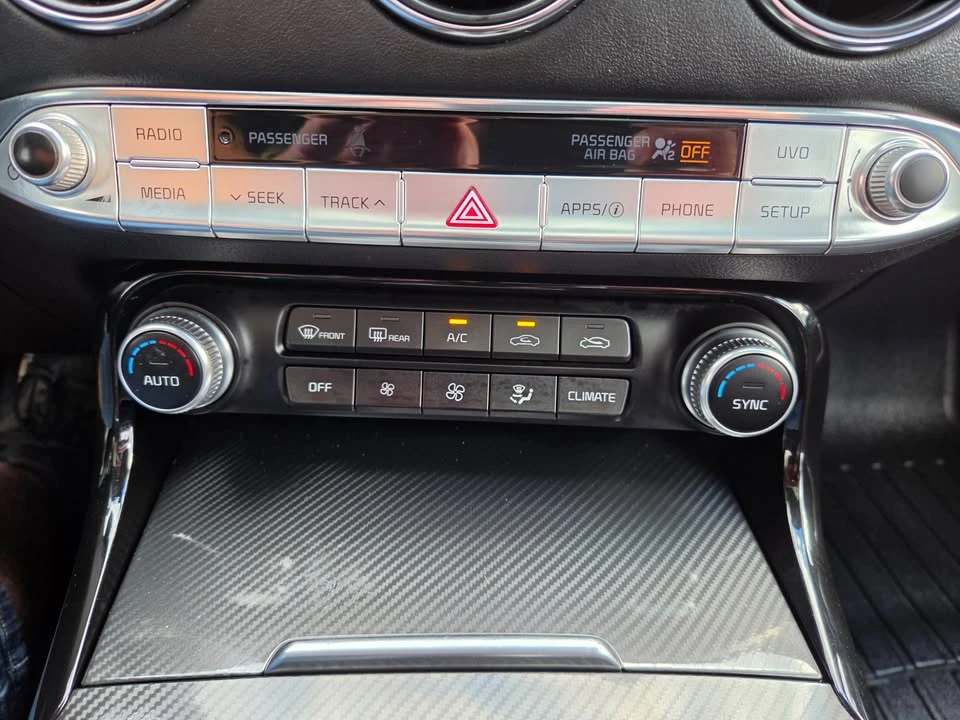 2019 Kia Stinger GT - Image 18 of 20