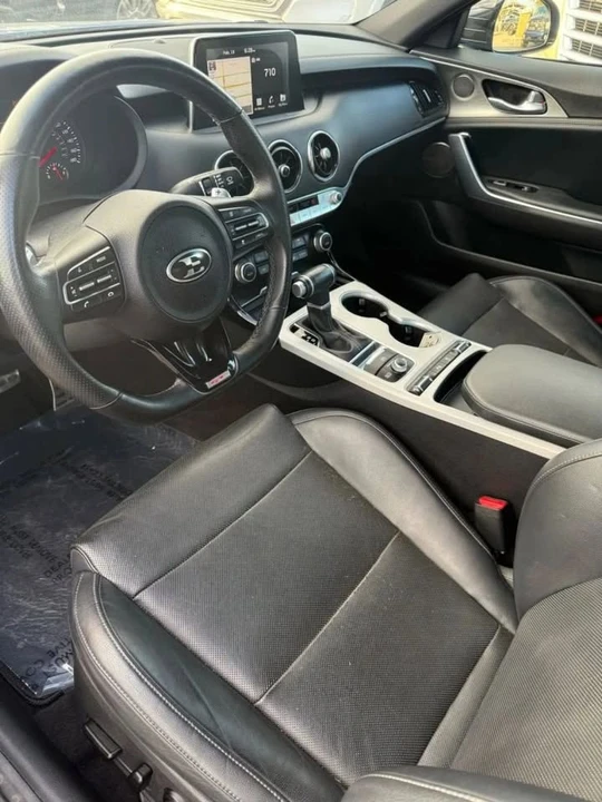 2019 Kia Stinger GT - Image 2 of 5