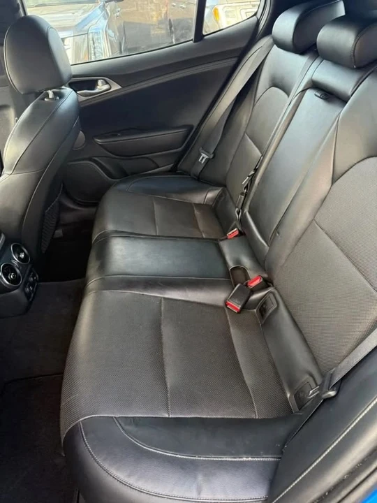 2019 Kia Stinger GT - Image 4 of 5