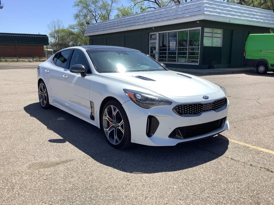 2019 Kia Stinger - Image 7 of 20