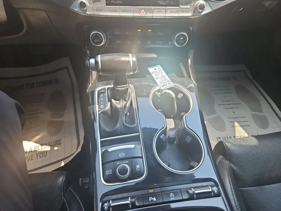 2019 Kia Stinger - Image 18 of 18