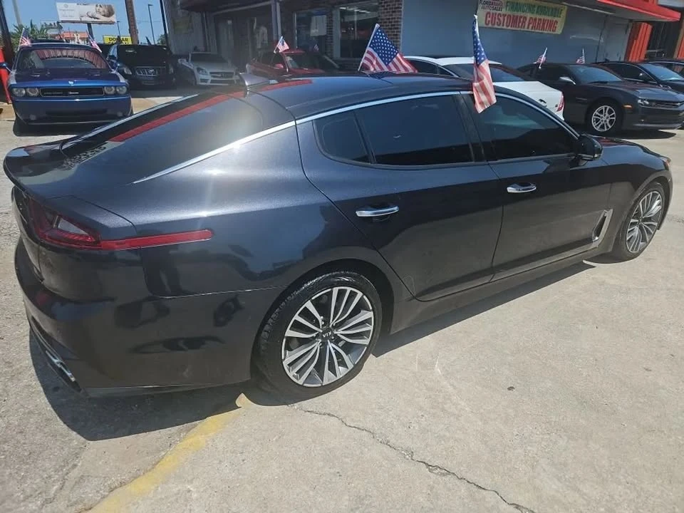 2019 Kia Stinger - Image 4 of 18